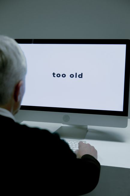 Watching too much TV in midlife may shrink the brain